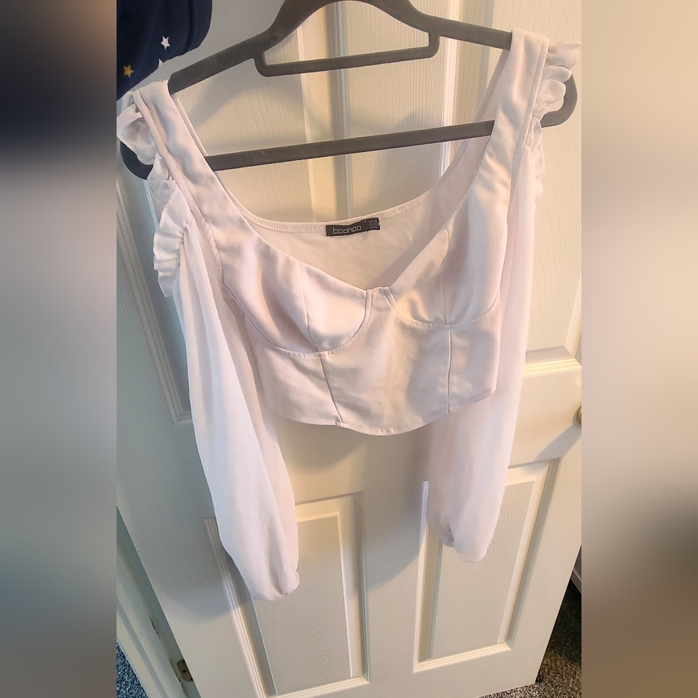 White top - Picture 2 of 2